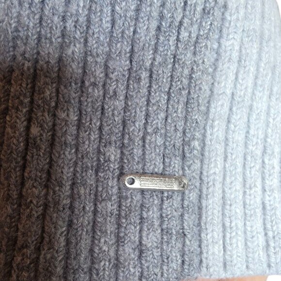 TOMMY HILFIGER ( L ) Two Tone Gray 3D Velvet "TOMMY" Pullover Cotton/Wool Blend - Picture 9 of 9